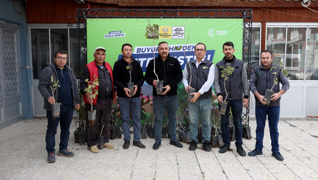 Konya’da Kuraklığa Dayanıklı Tarım Güçleniyor: Antep Fıstığı Fidanı Desteği Artarak Sürüyor