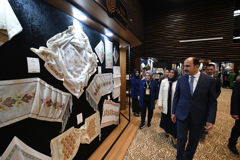 Konya’da Kültür ve Sanat Buluşması: 17. Altın Dokunuşlar Festivali 7 Aralık’ta Başlıyor