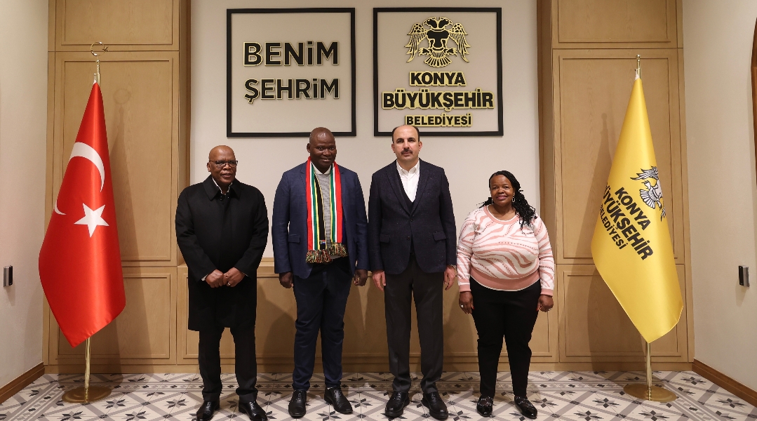 Güney Afrika Yerel Yönetimler Birliği Başkanı Stofile’den Başkan Altay’a Ziyaret
