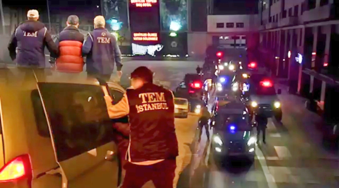 FETÖ’ye Yönelik Operasyonlarda 223 Şüpheli Yakalandı