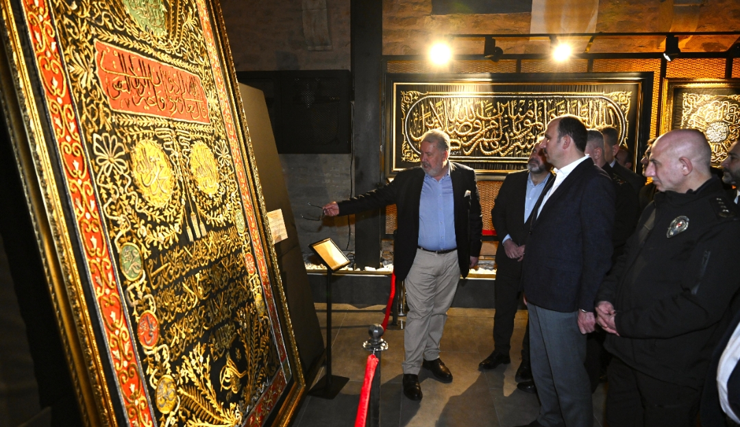 Konya’da Ramazan’a Manevi Dokunuş: Mukaddes Emanetler Yeniden Ziyarete Açıldı