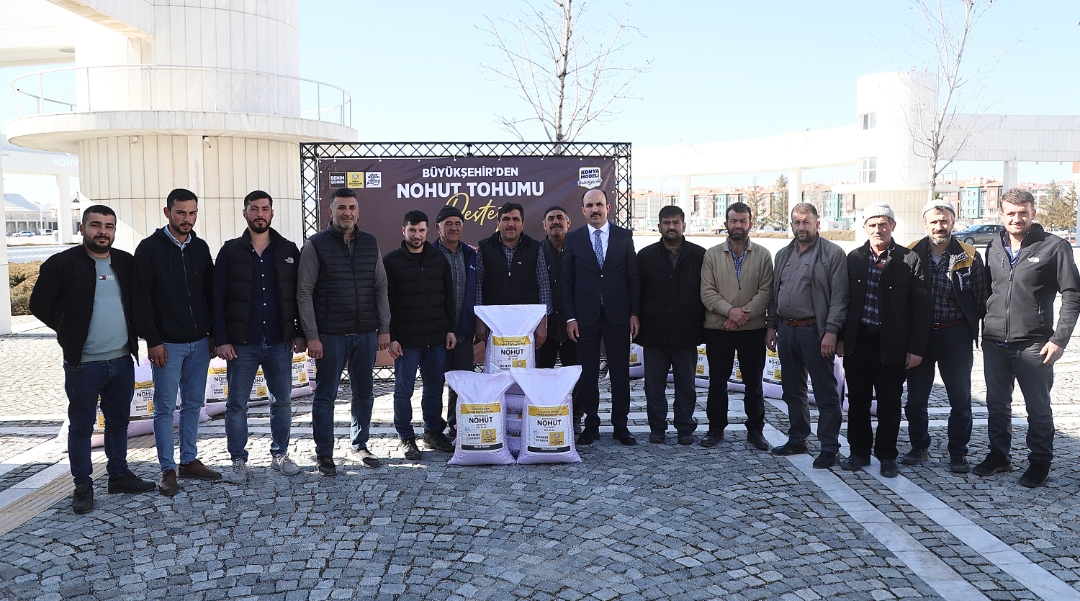 Konya’da Susuz Tarıma Büyük Destek: 115 Bin 875 Kilo Nohut Tohumu Çiftçiyle Buluştu