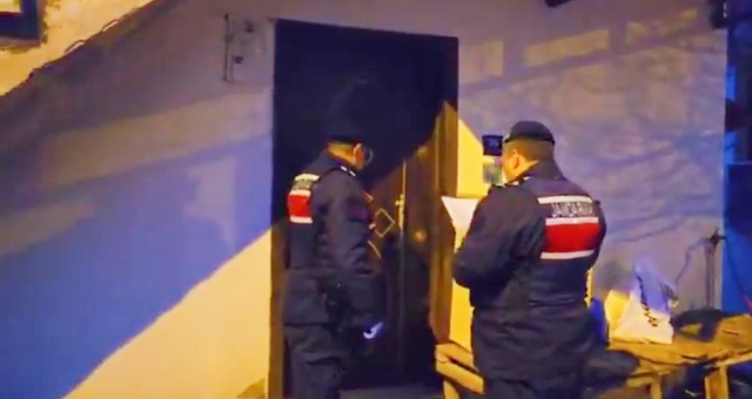 Konya Dahil 5 İlde Organize Suç Örgütlerine Darbe: 65 Şüpheli Yakalandı