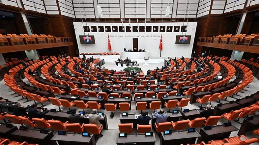 TBMM’de Kritik Hafta: Vergi, Askerlik ve Sosyal Haklar Gündemde!