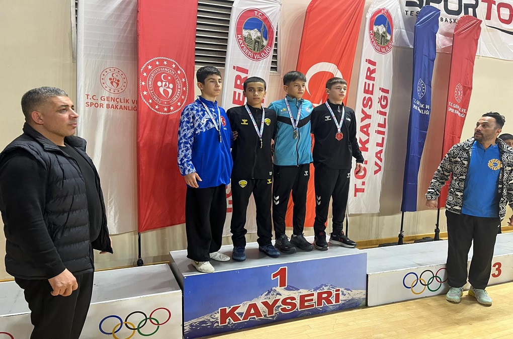 Konya’nın Gururu Güreşçilerden Büyük Başarı: 3 Şehirde 9 Madalya