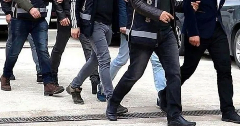 Konya dahil 13 İlde FETÖ Operasyonu! Askeri Yapılanmaya Darbe, 19 Gözaltı!