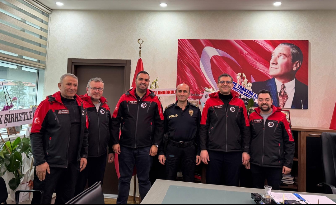 Yaren Arama Kurtarma'dan Emniyet Haftasında Anlamlı Ziyaret 