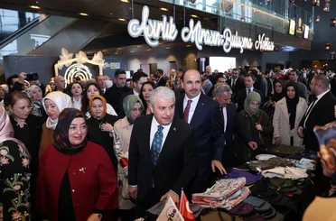 17. Altın Dokunuşlar Festivali Ve Gazze Kermesi Kapılarını Açtı