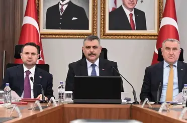 2026-2027 futbol sezonu öncesi kritik toplantı: Statlarda güvenlik önlemleri artırılacak
