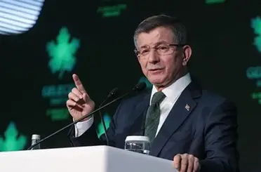 Ahmet Davutoğlu açıkladı: Gelecek Partisi siyasi faaliyetlerini sonlandırdı