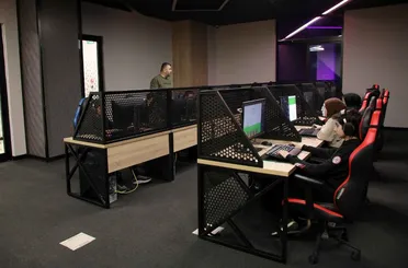 Ali Ulvi Kurucu Gençlik Merkezi’nde Eğitimler Sürüyor