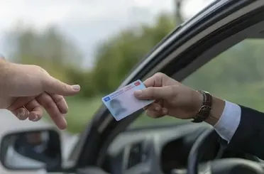 Aşırı Hıza Sert Yaptırım!Ehliyete Geçici El Koyma Dönemi Geliyor!