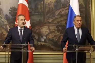 Bakan Fidan ve Lavrov’dan Suriye Görüşmesi!