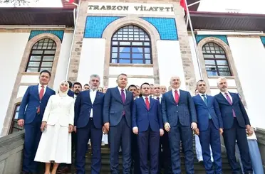 Bakan Gürlek Trabzon’da Konuştu: “Kimse Dokunulmaz Değildir, Hukuk Herkes İçin İşler”