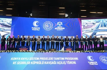 Bakan Uraloğlu, Konya'ya Kazandırılacak Yeni Raylı Sistem Hatlarının Müjdesini Verdi