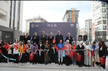 Başkan Altay Fuat Sezgin Gençlik Merkezi ile Şefik Can Parkı 3. Etabının açılışını yaptı 