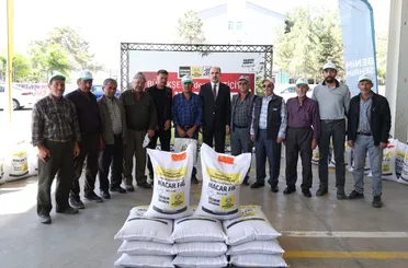 Başkan Altay: Kuraklığa dayanıklı 80 ton Macar fiği ile çiftçimizi bu yıl da destekliyoruz