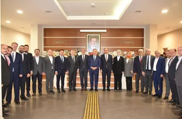 Başkan Altay, Milletvekilleri ve AK Parti İl Yönetimi Genel Başkan Yardımcılarını Ziyaret Etti