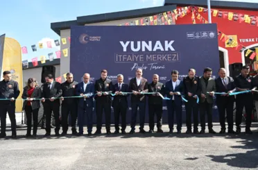 Başkan Altay Yunak ve Tuzlukçu’da Vatandaşlarla Buluştu; Yunak İtfaiye Merkezi’ni Açtı