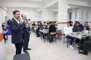Başkan Hasan Kılca, Karatay Fen Lisesi Öğrencileriyle İftar Yaptı!