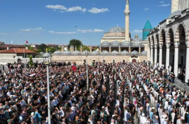 Binlerce Konyalı Şehit İsmail Heniyye İçin Gıyabi Cenaze Namazında Buluştu