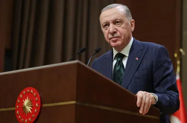 Cumhurbaşkanı Erdoğan: Erken seçim bekleyenler havanda su dövmektedir!