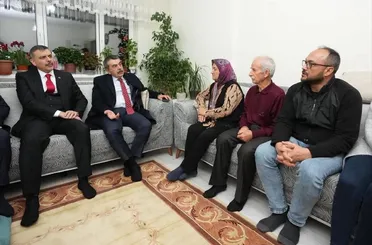 Cumhurbaşkanı Erdoğan Telefonla Aradı, Bakanlar Konya’da Taziyede Bulundu