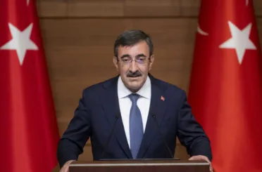 Cumhurbaşkanı Yardımcısı Cevdet Yılmaz'dan kritik emekli zammı açıklaması