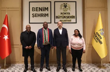 Güney Afrika Yerel Yönetimler Birliği Başkanı Stofile’den Başkan Altay’a Ziyaret