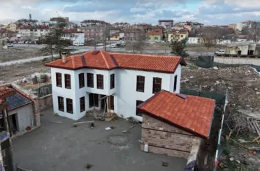 Hasan Kılca: Mirasımız Olan Geleneksel Yapılarımızı Yarınlara Taşıyoruz