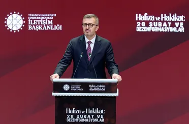 İletişim Başkanı Duran’dan 28 Şubat ve Bölgesel Gerilim Mesajı!