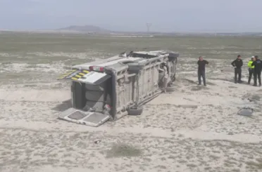 Karapınar'da öğrenci servisi kaza yaptı! 11 öğrenci yaralandı