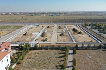 KARATAY BELEDİYESİ İLÇEYE “GÜL BAHÇESİ” KAZANDIRIYOR