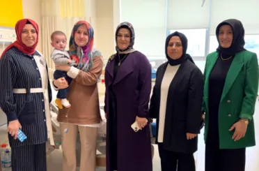 Karatay Belediyesi Kadın Meclisi’nden Anneler Günü’nde Anlamlı Ziyaret