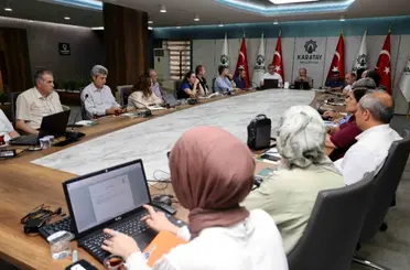 Karatay’da Kuraklık ve Obruk Riskine Karşı Yeni Dönem: Dirençli Karatay İçin Yol Haritası Masada