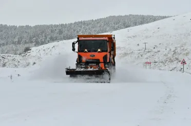 Karayollarında 14 bin kişilik ekip seferber oldu