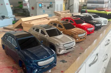 Komek Togg’un Ahşap Oyuncağını Üretiyor