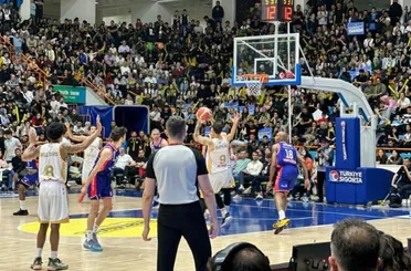 Konya Büyükşehir Belediyespor Yarı Finalde!