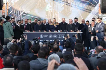 Konya Büyükşehir Kadınhanı’nın Kalbinde Tarihi Bir Kentsel Dönüşüme İmza Atıyor