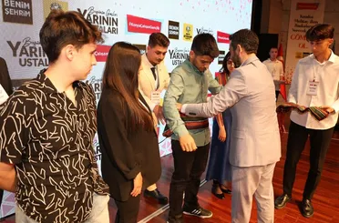 Konya Büyükşehir Öğrenciler İçin Şed Kuşanma Töreni Düzenledi