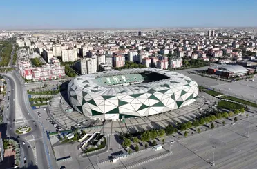 Konya Büyükşehir Stadyumu Türkiye-İspanya Maçına Hazırlanıyor