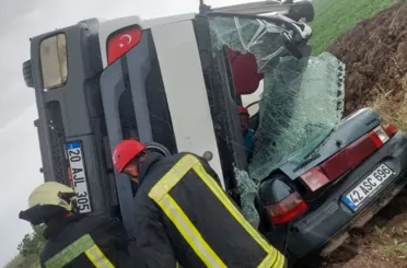 Konya Çumra'da feci kaza! Beton mikseri otomobilin üzerine devrildi!