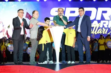 Konya’da 2. Spor Okulları Olimpiyatları Başladı: 28 İlçeden 1.500 Genç Sporcu Yarışıyor