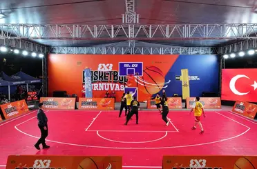Konya’da 3x3 Basketbol Heyecanı: 32 Takım Parkede Mücadele Ediyor