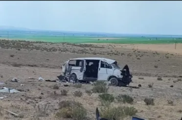 Konya'da Lastiği patlayan minibüs takla attı: 7’si ağır, 9 yaralı!