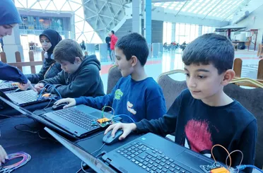 Konya'da Öğrenciler Bilim Merkezi’nde Dijital Dünyayı Keşfetti!