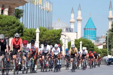Konya’da Pedallar Avrupa Bisiklet Başkenti İçin Döndü: Granfondo Heyecanı Zirve Yaptı