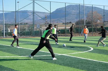 Konya'da Üniversite Öğrencileri Beyşehir Kampında Stres Attı!