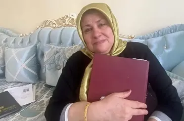 Konyalı Şehidimizin annesi aziz hatırasını defterinde yaşatıyor!