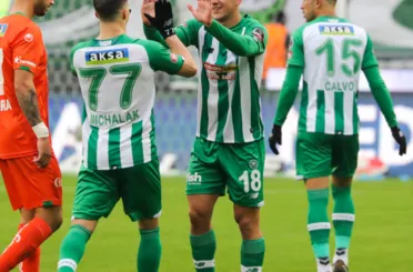 Konyaspor Alanyaspor ile berabere kaldı 2-2